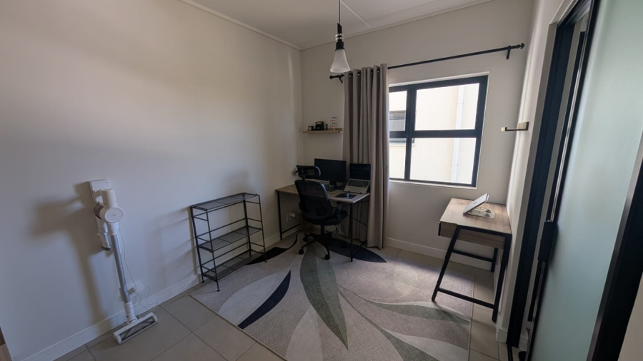 To Let 2 Bedroom Property for Rent in Sandown Western Cape